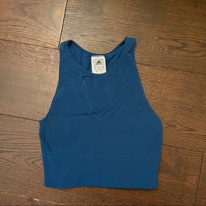 Racer back blue opened knit cropped sport tank